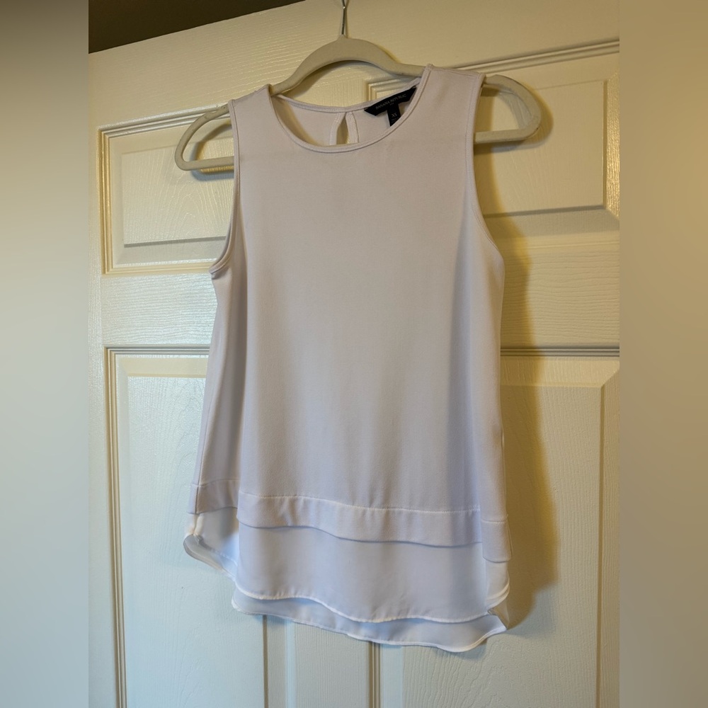 Banana republic white sleeveless top